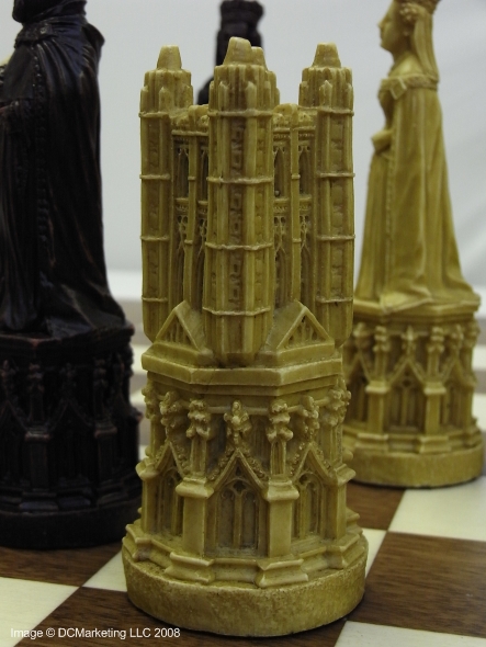 Canterbury Cathedral Plain 
Theme Chess Set